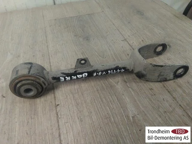 Tesla MODEL 3 2017--> Braț suspensie, stânga spate