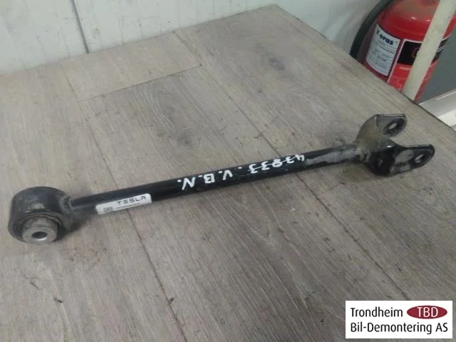 Tesla MODEL 3 2017--> Braț suspensie, stânga spate