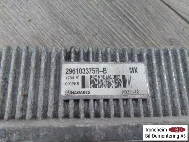 Renault ZOE/E- TECH 2013--> Hűtőventilátor relé nézet 2