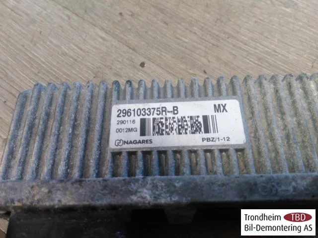 Renault ZOE/E- TECH 2013--> Hűtőventilátor relé nézet 3