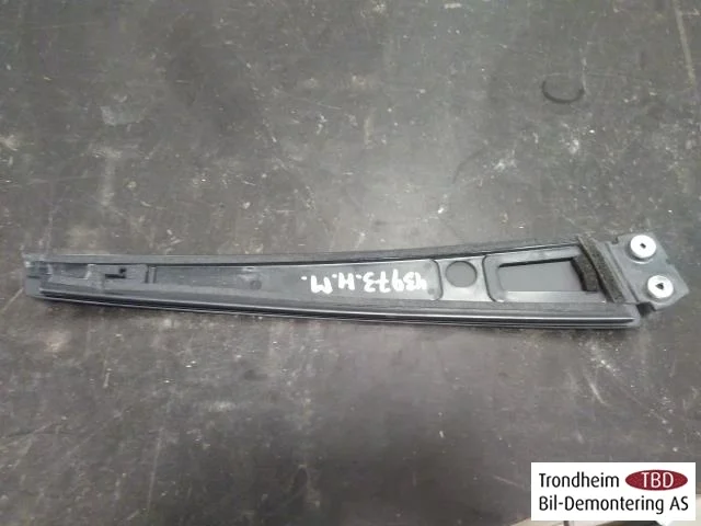 Tesla MODEL X 2016- Body shell view 2