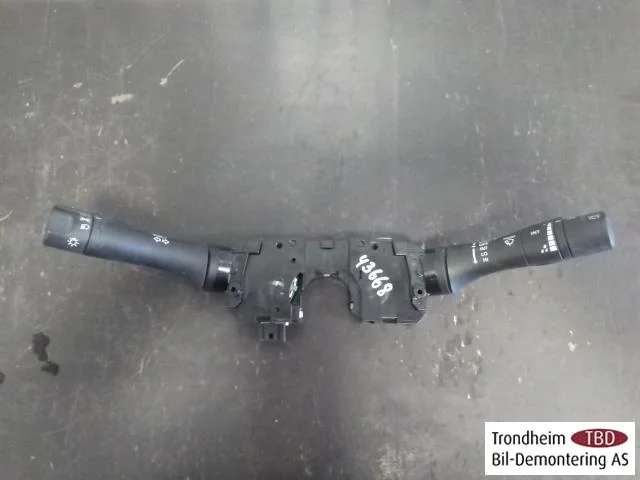 Nissan LEAF 2011-17 Steering column switches