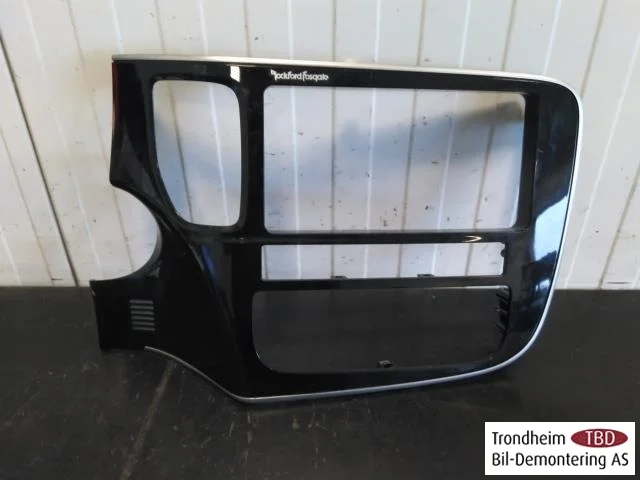 Mitsubishi OUTLANDER 2013-21 Műszerfal