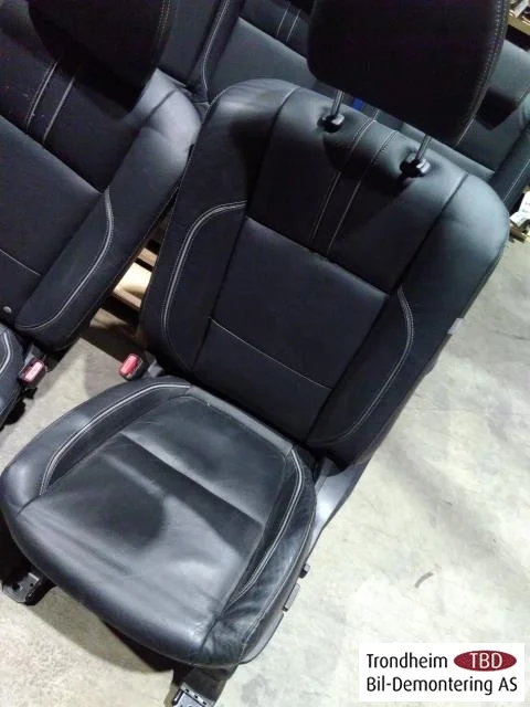 Mitsubishi OUTLANDER 2013-21 Ülések, első és hátsó, komplett nézet 4