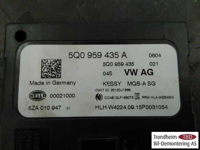 Volkswagen GOLF, E-GOLF VII 2013-20 Vezérlőegység, kulcs nélküli rendszer nézet 3