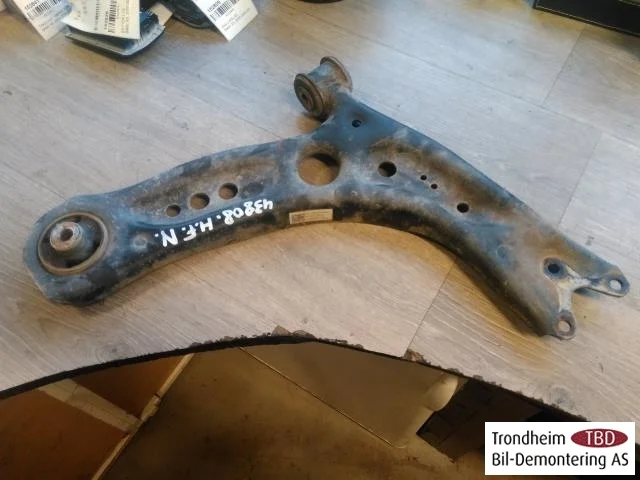Volkswagen GOLF, E-GOLF VII 2013-20 Control arm, front right