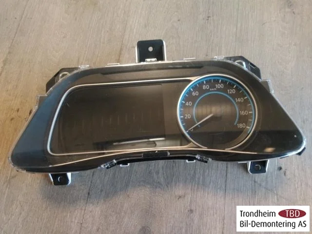 Nissan LEAF 2017-24 Műszeregység, kombinált / komplett