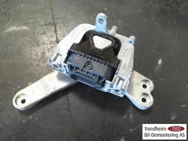 Volkswagen PASSAT 2015-19 Engine mount, steel / aluminum
