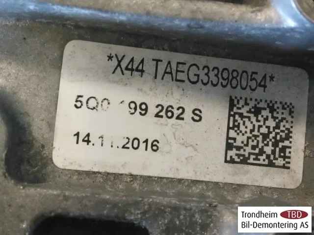 Volkswagen PASSAT 2015-19 Engine mount, steel / aluminum view 3