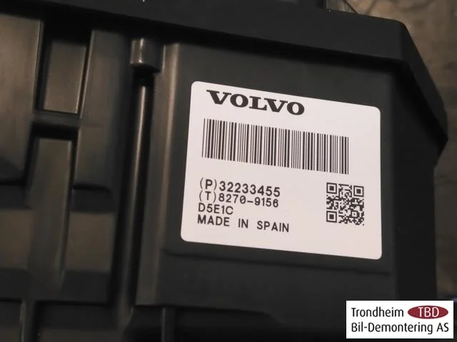 Volvo XC60 2018- Egyéb műszerek nézet 3
