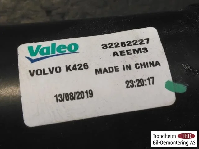 Volvo XC60 2018- Ablaktörlő motor, szélvédő nézet 3