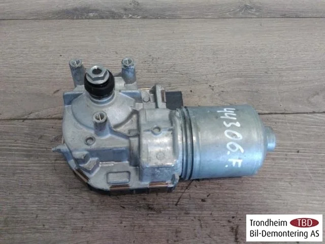 Volkswagen PASSAT 2015-19 Windshield wiper motor