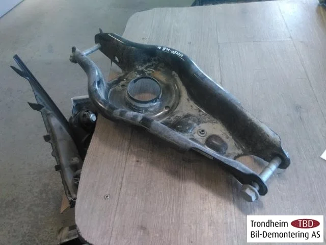 Tesla MODEL 3 2017--> Braț suspensie, dreapta spate