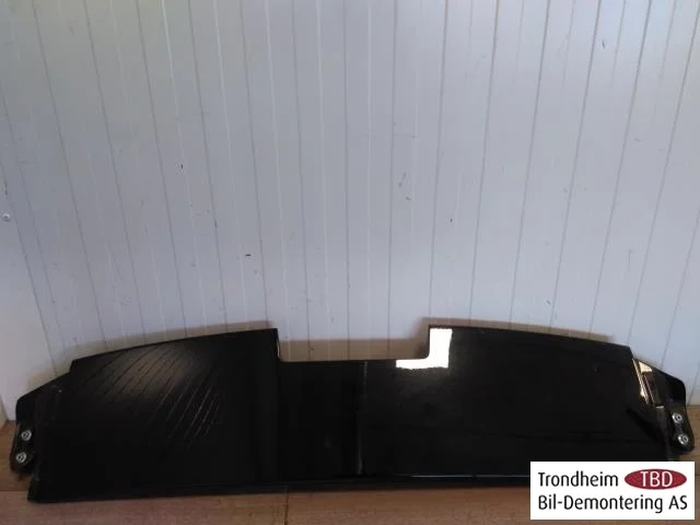 Nissan LEAF 2017-24 Spoiler, tailgate view 2