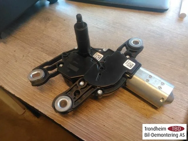Volkswagen ID.3 2021- Ablaktörlő motor, csomagtérajtó