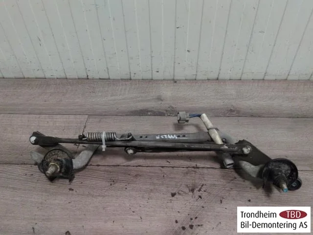 Toyota PRIUS ZVW30 2009-20 Windshield wiper linkage view 2