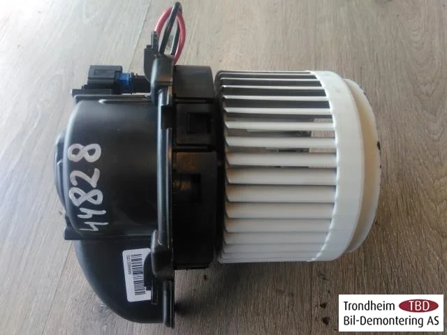 Renault ZOE/E- TECH 2013--> Fűtésventilátor motor