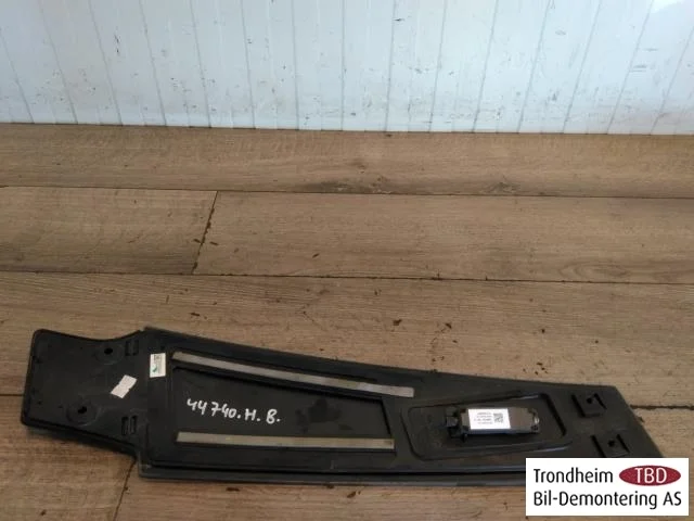 Tesla MODEL S 2013- Body shell view 2