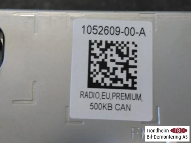 Tesla MODEL X 2016- Radio / hi-fi, other view 4