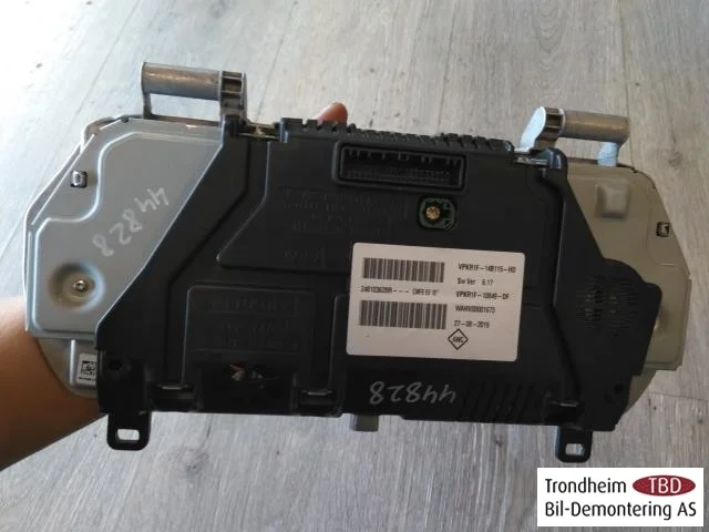 Renault ZOE/E- TECH 2013--> Instrument cluster assembly view 2