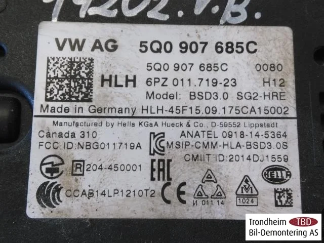 Volkswagen GOLF, E-GOLF VII 2013-20 Aktív ütközésvédelem érzékelő nézet 3
