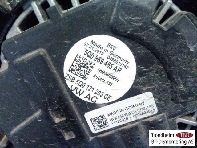 Volkswagen GOLF, E-GOLF VII 2013-20 Ventilator răcire electric vedere 3