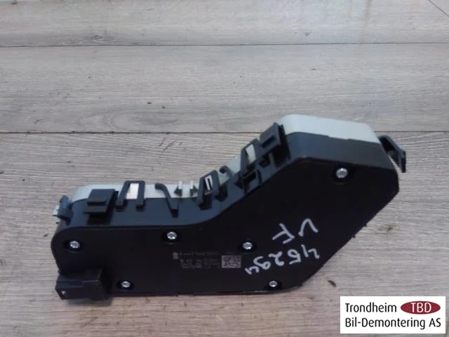 Mercedes V W447//W640/W448 2014- Seat memory switch view 2
