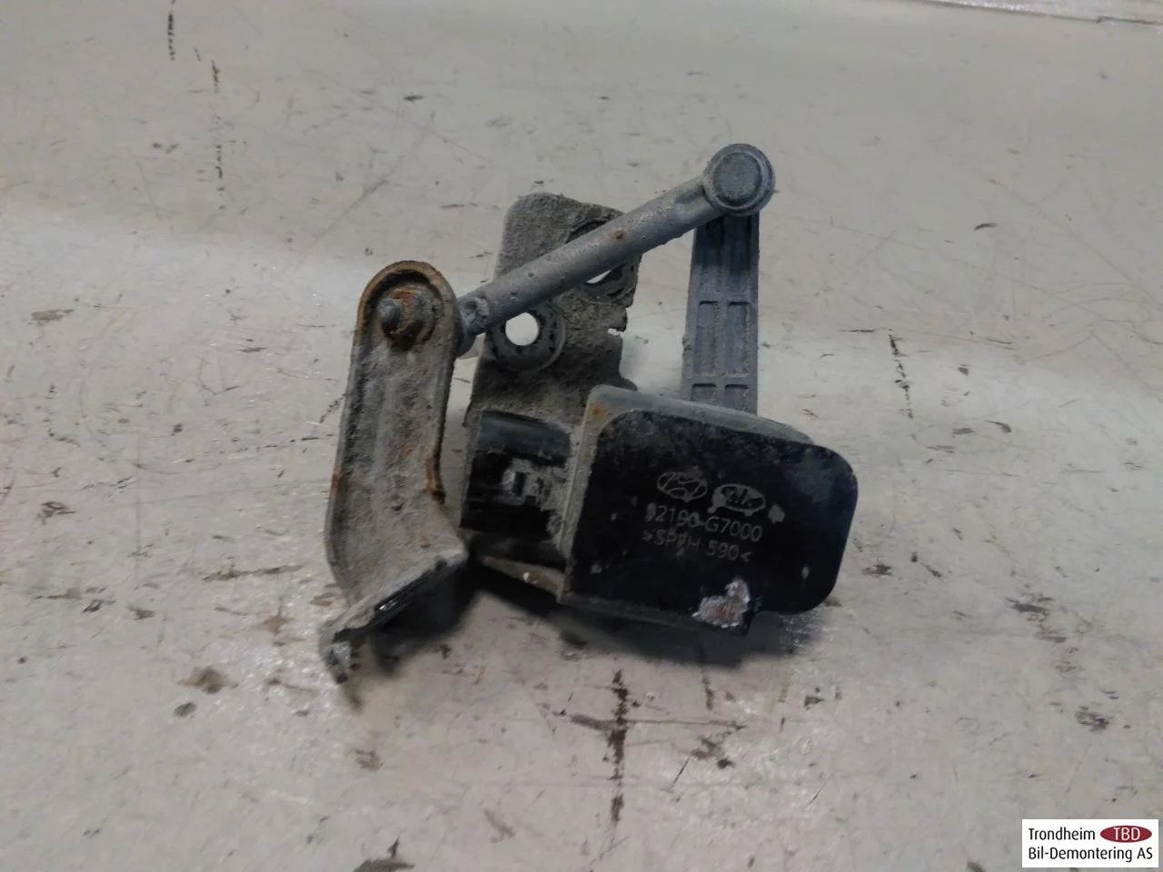 Hyundai IONIQ AE 2017-22 Level control / air suspension sensor