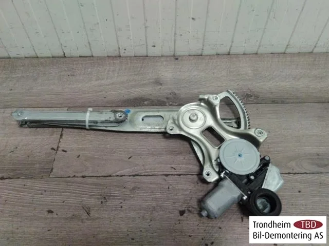 Toyota PRIUS ZVW30 2009-20 Electric window regulator, complete view 2