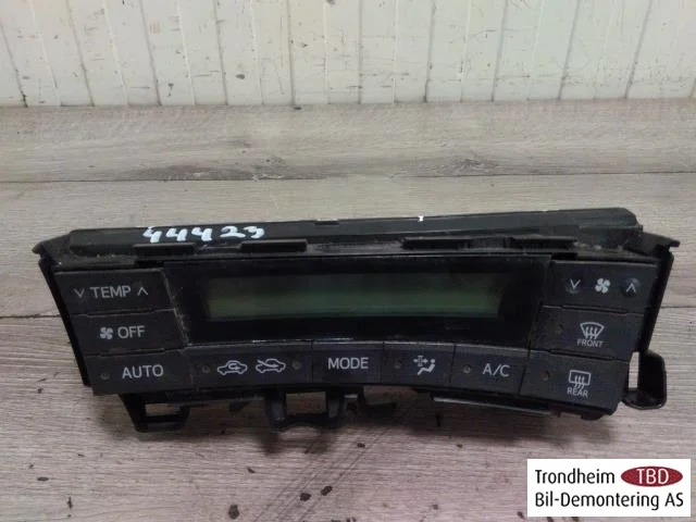 Toyota PRIUS ZVW30 2009-20 Heater control unit