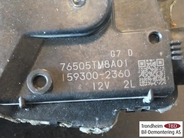 Honda INSIGHT Ablaktörlő motor, szélvédő nézet 3