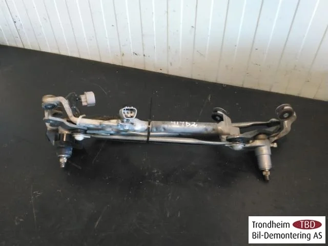 Honda INSIGHT Windshield wiper linkage view 2