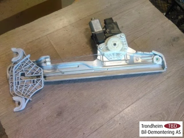 Hyundai KONA / ELECTRIC 2018-23 Electric window regulator, complete view 4
