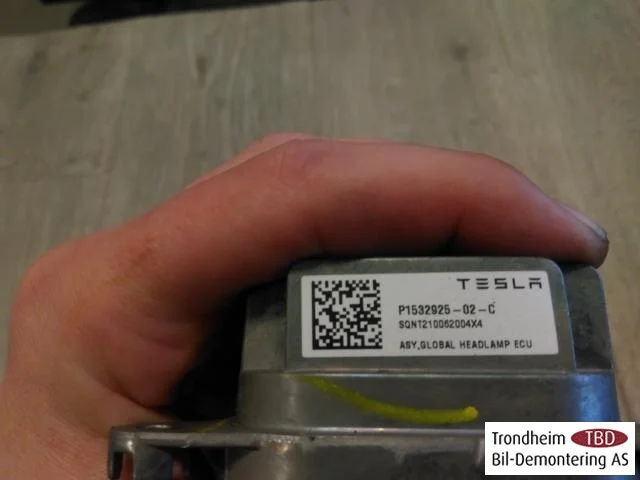 Tesla MODEL 3 2017--> Vezérlőegység, egyéb nézet 3