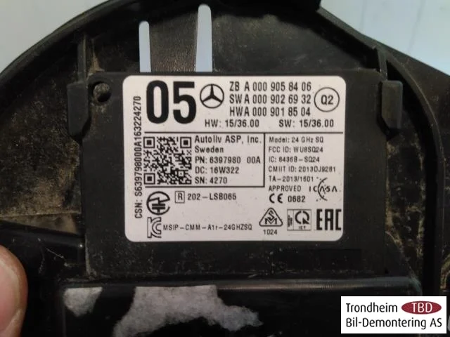 Mercedes B 180-200 W246/W242 2012-19 Adaptive cruise control sensor view 3