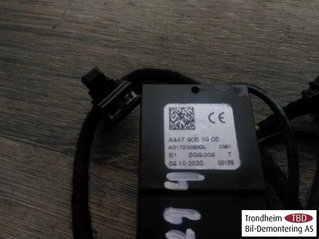 Mercedes V W447//W640/W448 2014- Antenna nézet 3