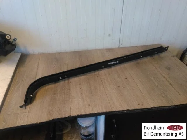 Mercedes V W447//W640/W448 2014- Body shell view 2