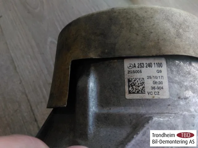 Mercedes GLC X253/C253 2015-22 Suport motor, oțel / aluminiu vedere 4