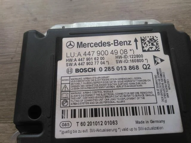 Mercedes V W447//W640/W448 2014- Légzsák elektronikai egység nézet 3