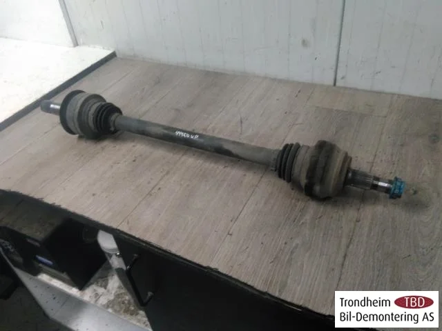 Mercedes GLC X253/C253 2015-22 Rear left driveshaft view 2