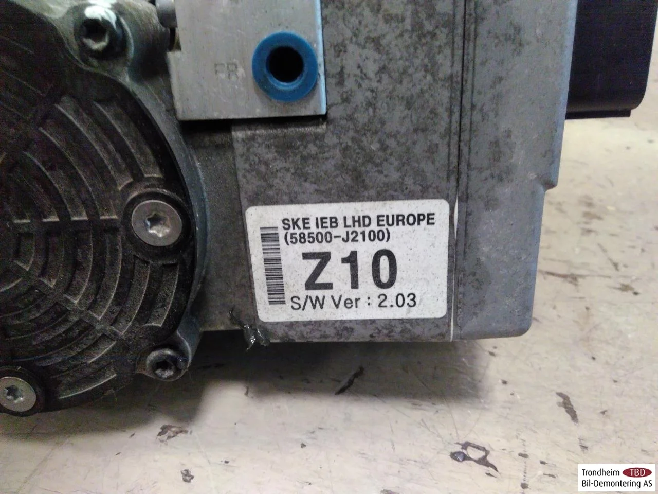 Kia SOUL 2009- ABS hydraulic unit view 3