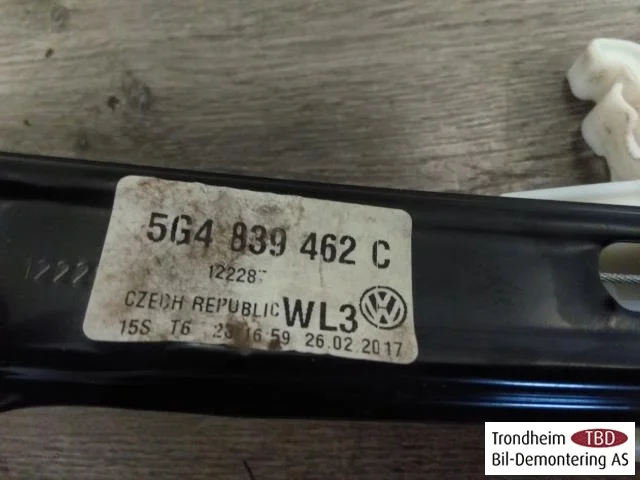 Volkswagen GOLF, E-GOLF VII 2013-20 Elektromos ablakemelő, komplett nézet 3
