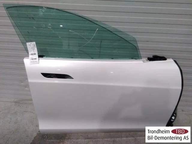 Tesla MODEL S 2013- Ajtó, 4 ajtós, első, jobb