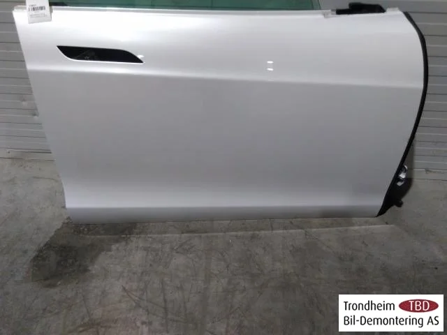 Tesla MODEL S 2013- Ajtó, 4 ajtós, első, jobb nézet 2