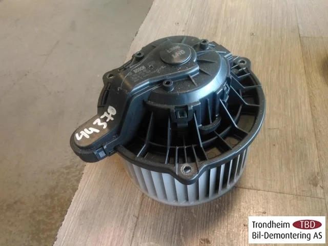 Tesla MODEL S 2013- Fűtésventilátor motor