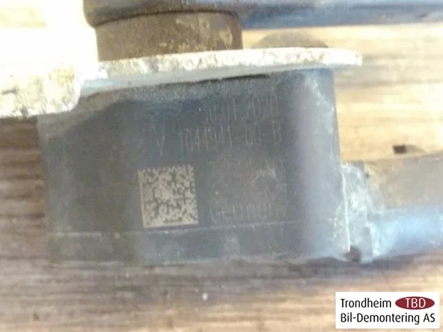 Tesla MODEL 3 2017--> Senzor reglaj nivel / suspensie pneumatică vedere 3