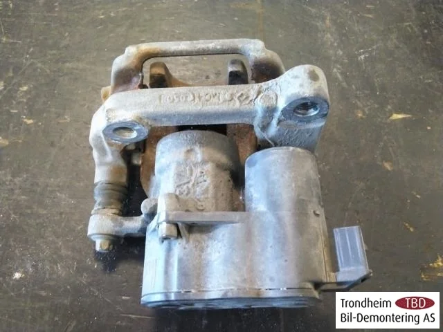Peugeot 208/E-208 2020-> Rear right brake caliper view 2