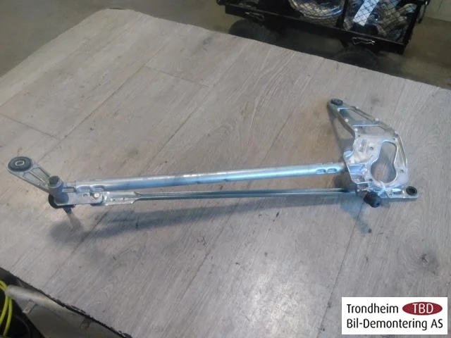 Ford MUSTANG MACH-E 2021- Windshield wiper linkage view 2