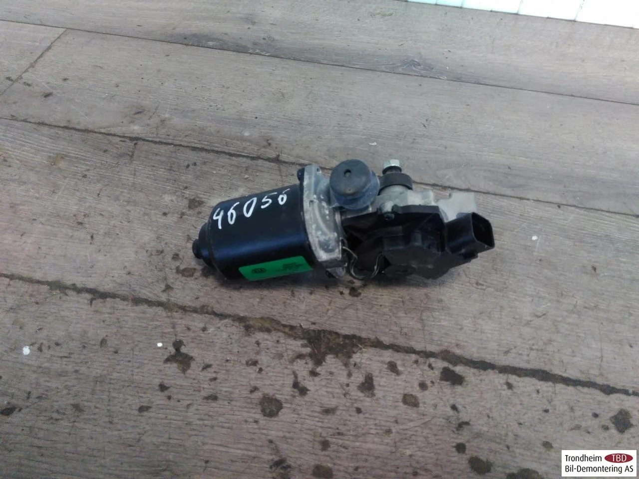 Kia SOUL 2009- Windshield wiper motor