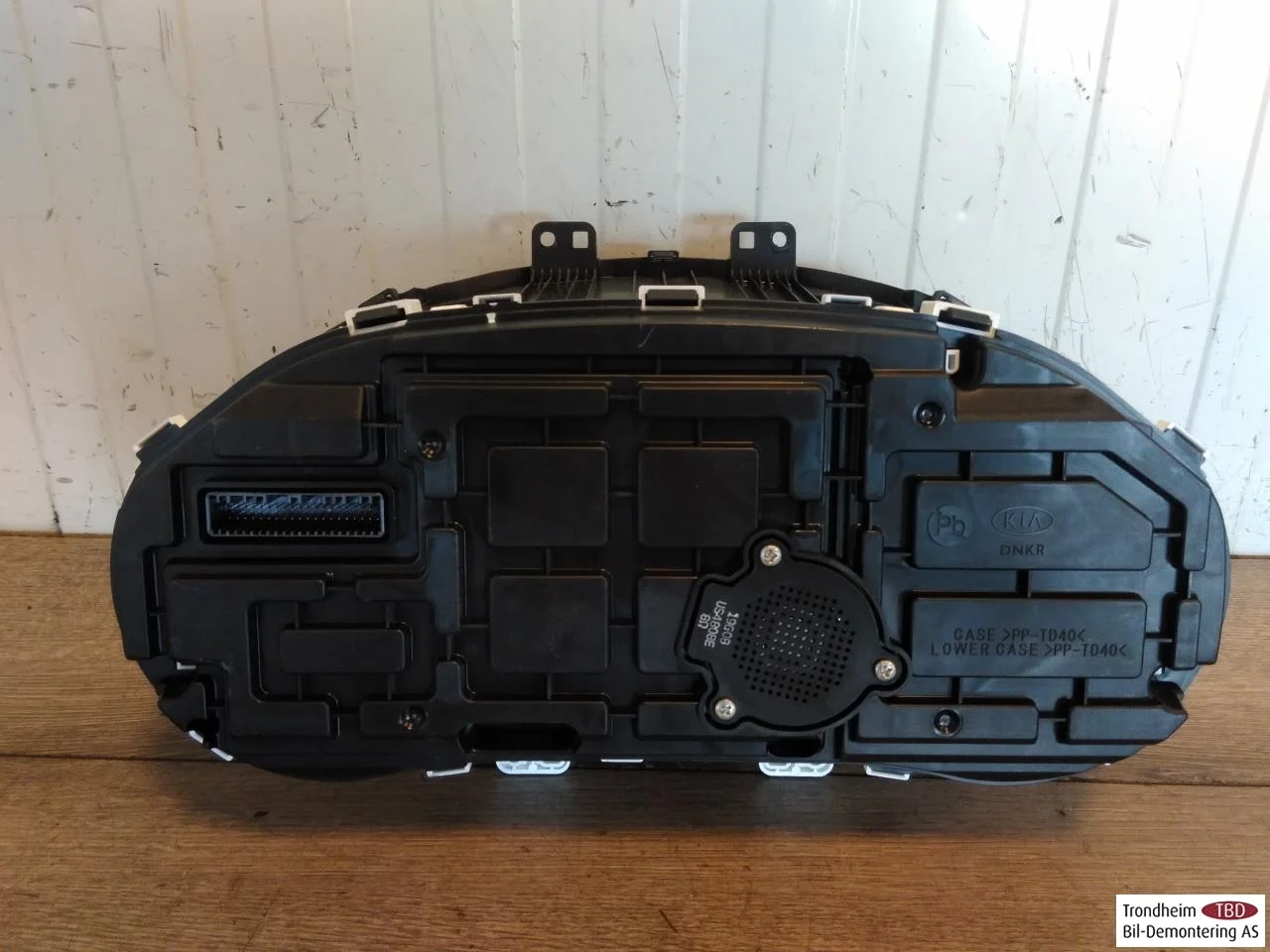 Kia SOUL 2009- Instrument cluster assembly view 2